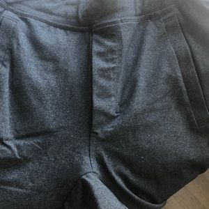 LuluLemon Intent Joggers